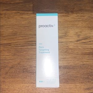 Proactive+ pore targeting treatment